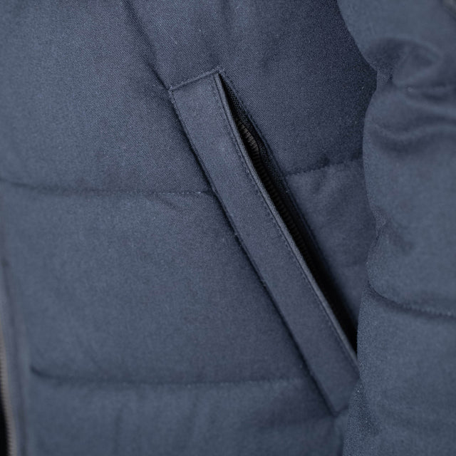 Blouson Technique "Verbier" Bleu Marine Matelassé avec Col Fourrure Amovible