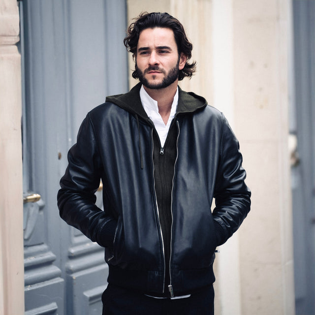 Bombers "Voltaire" en Cuir Noir à Bords-Côtes