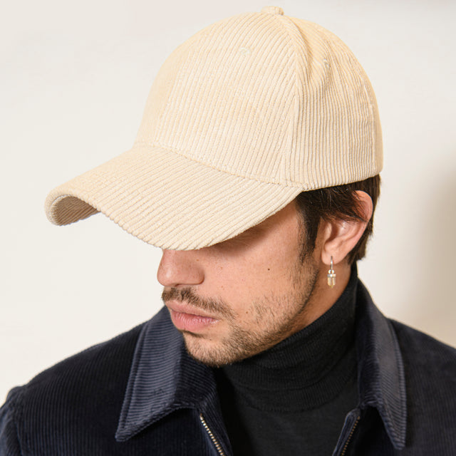 Casquette en Gros Velours Ecru
