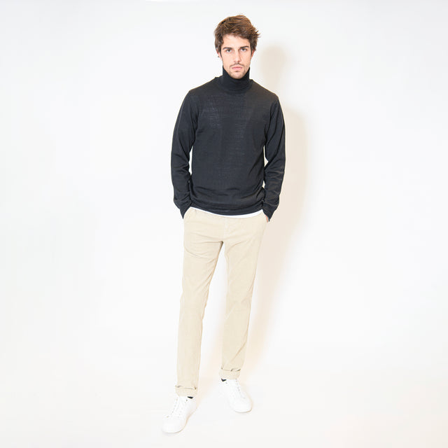 Pull Col Roulé "Biella" Noir