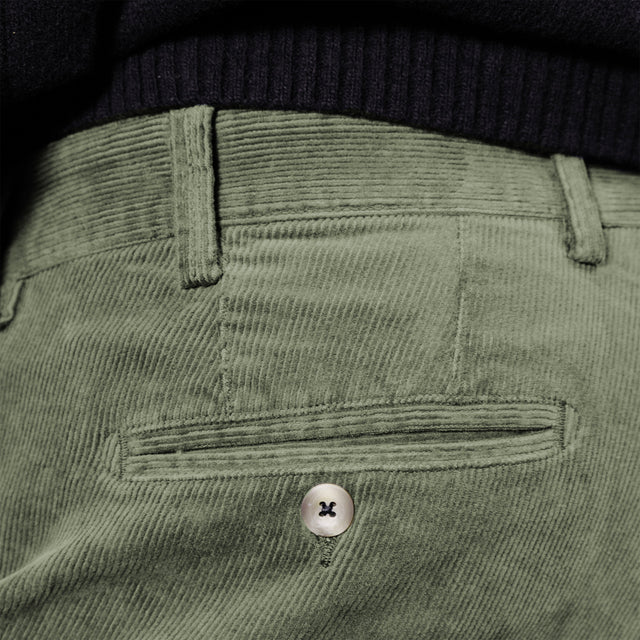 Pantalon "Mégève H25" Chino Velours Milleraies Kaki