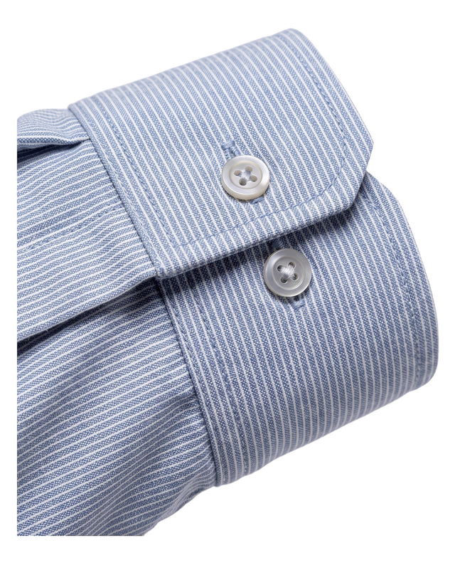 CHEMISE COL CUTAWAY JEAN'S CHAMBRAY DÉLAVÉE À FINE RAYURE
