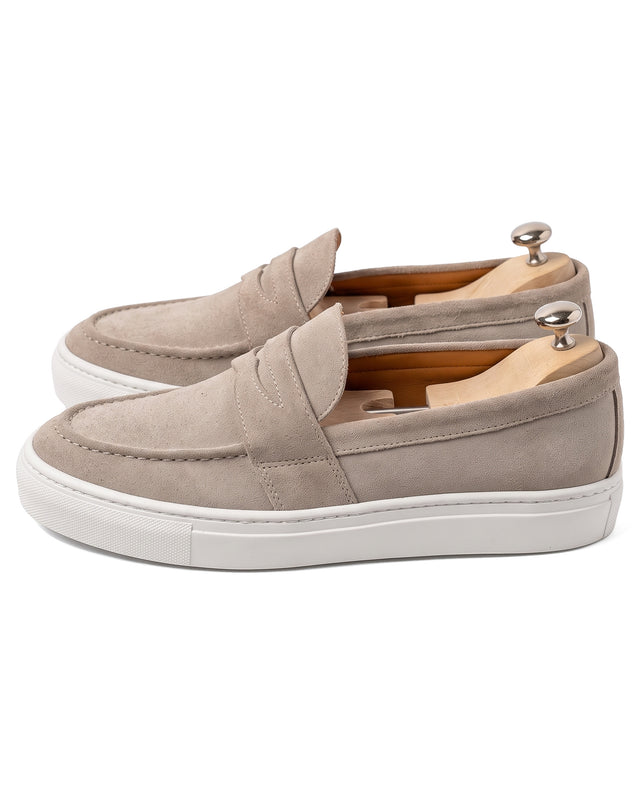 "Mykonos" Mocassin Sport Chic en Cuir Daim Beige