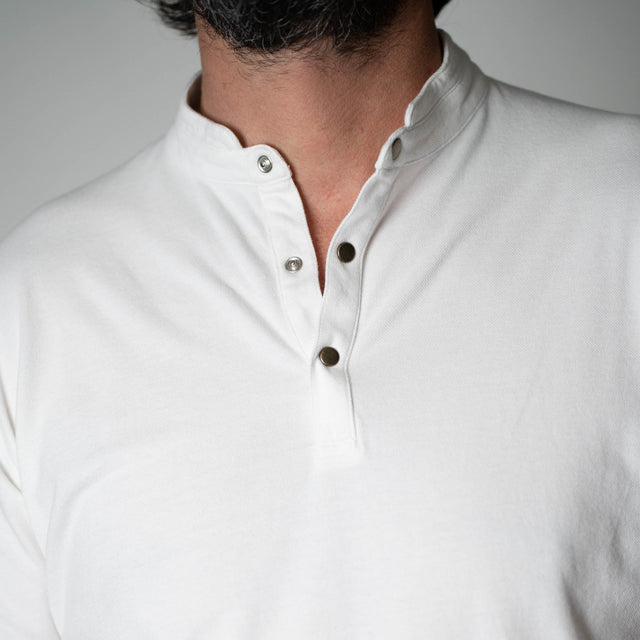 Polo "Côte d'Azur" Blanc Piqué à Pressions avec Col Tunisien