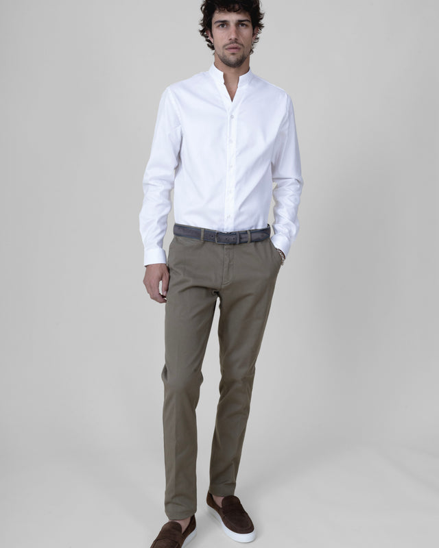 Pantalon "Giorgio" Chino Kaki Clair Coupe Slim