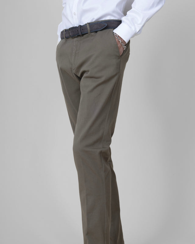 Pantalon "Giorgio" Chino Kaki Clair Coupe Slim