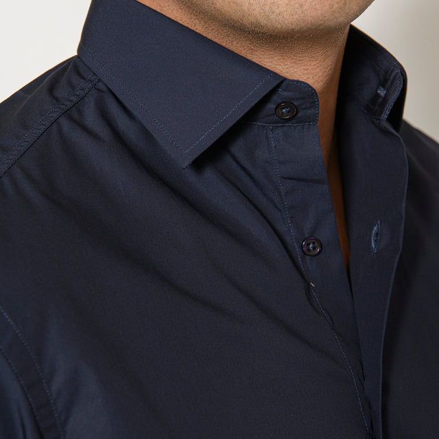 Chemise Col "Italien" en Popeline Bleu Marine avec Boutons Ton sur Ton