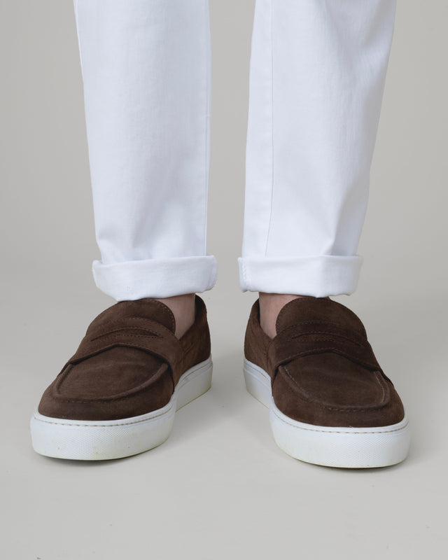 "Mykonos" Mocassin Sport Chic en Cuir Daim Chocolat