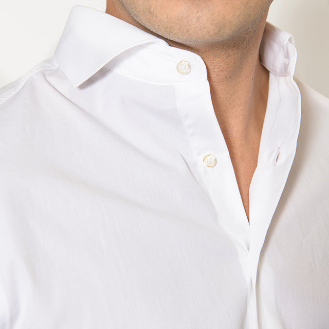 Chemise Nouveau Col "Cutaway" en Oxford léger Blanche