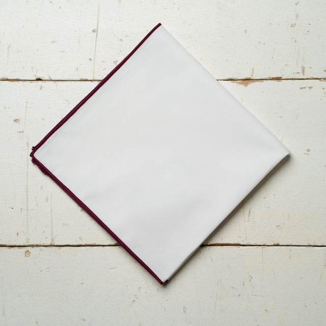 Pochette Coton Blanche Contour Bordeaux