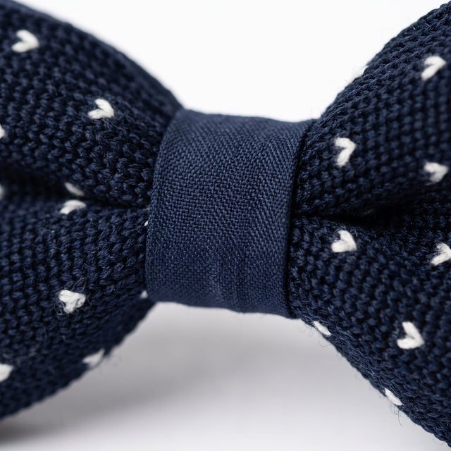 Noeud Papillon Tricot Bleu Marine Petit Coeur Blanc